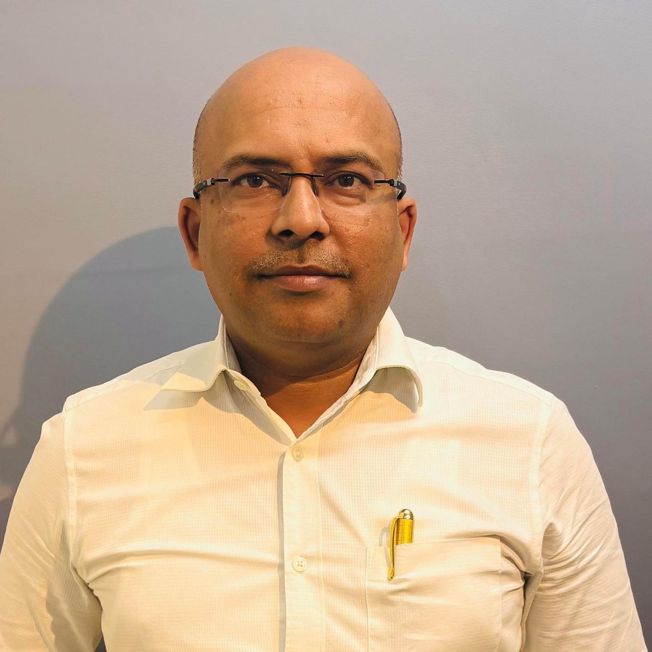 Committee Member Photo